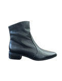 Bota de couro preta