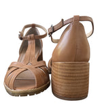 Peep toe couro caramelo 181
