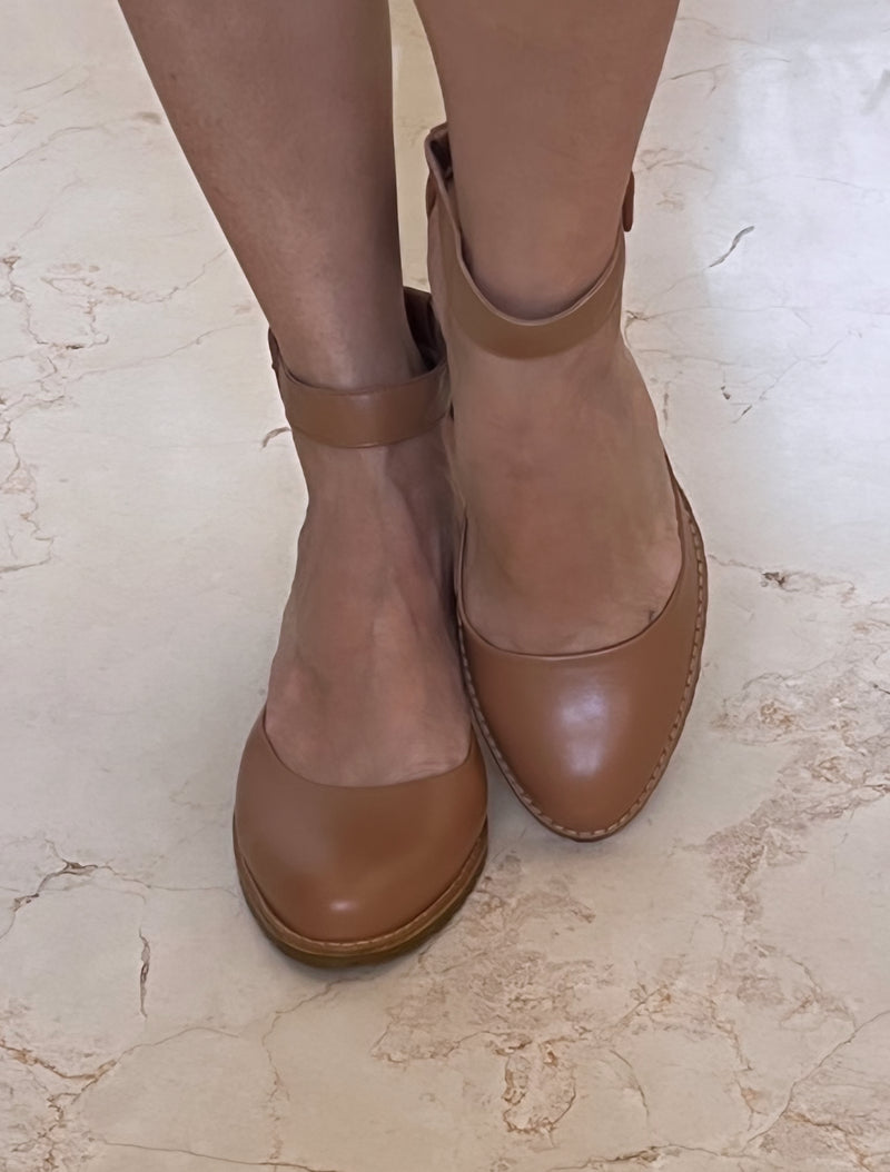 Scarpin de couro wisky 120