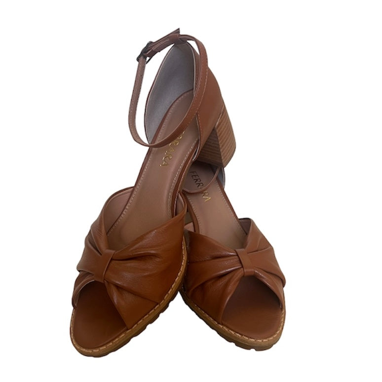 Sandália caramelo 160