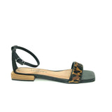 Flat couro animal print