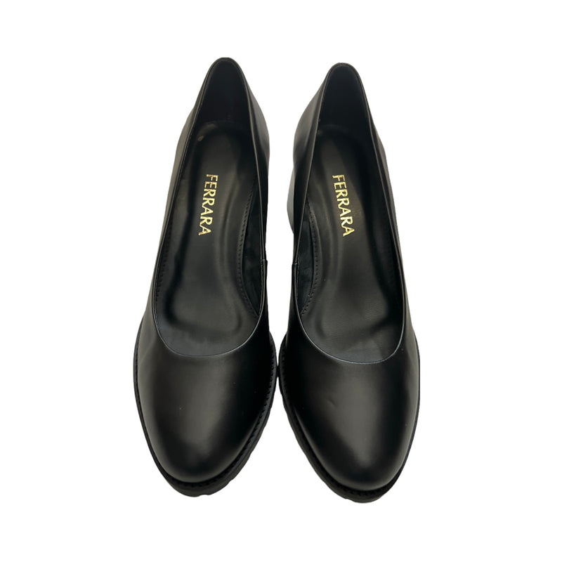 Scarpin de couro preto 103